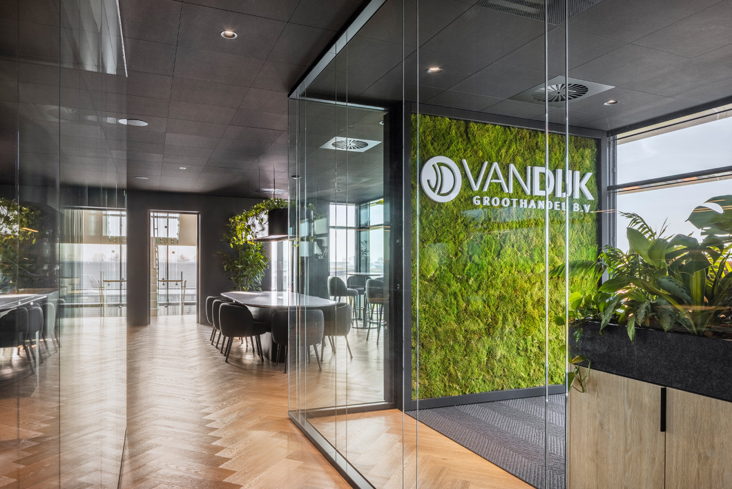 Interieur, bedrijfspand, kantoor, inrichting, kampen