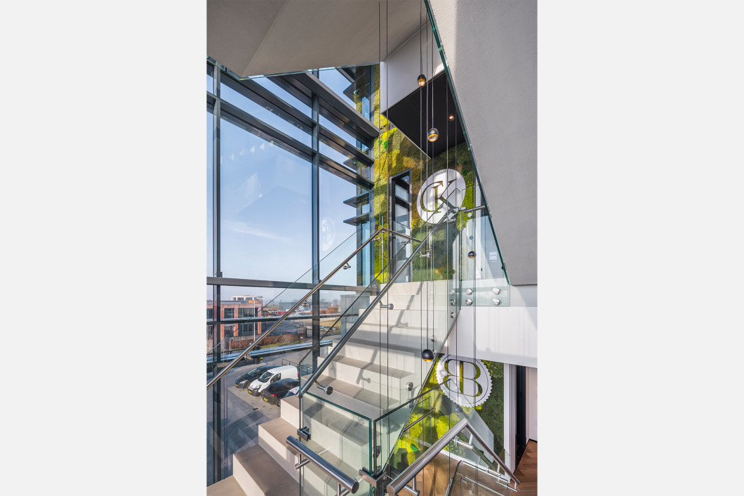 trappen, betontrap, balustrade, glazen railling